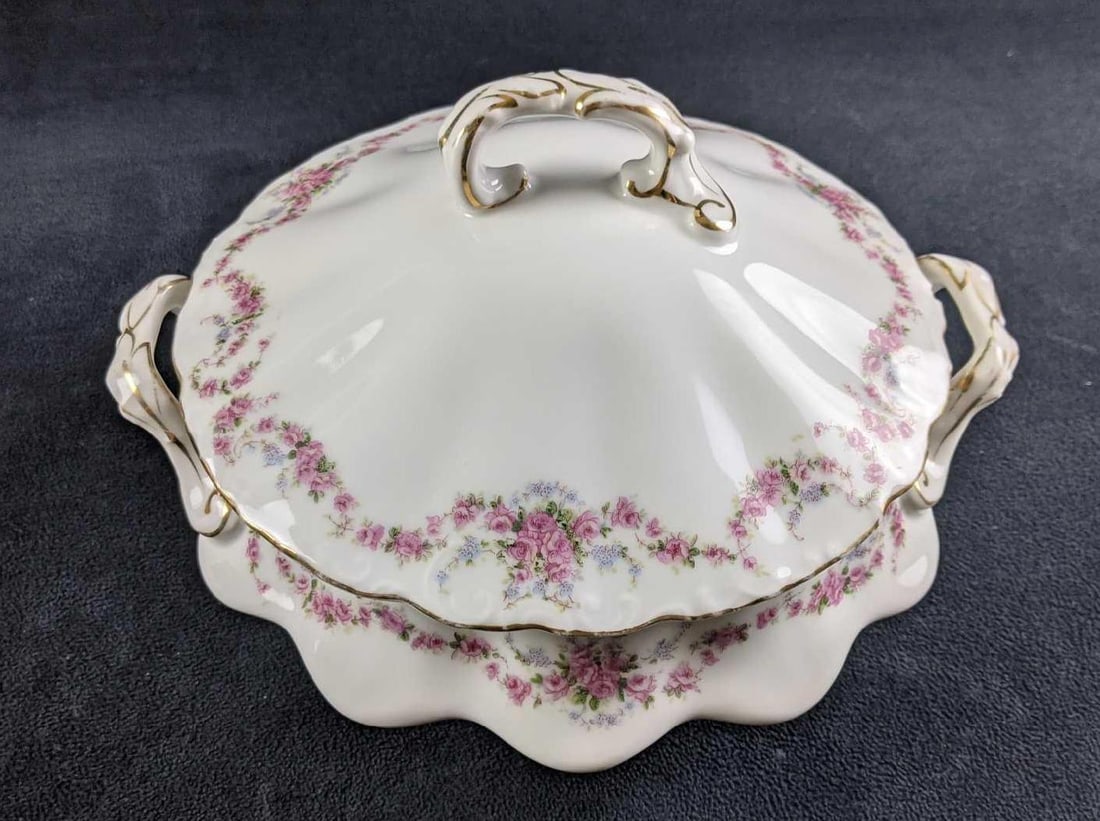 China Serving Bowl with Lid Carlsbad Austria LS&S: China Serving Bowl with Lid Carlsbad Austria LS&S This is a serving bowl with a lid made from fine china by Carlsbad LS&S. LS&S stands for L Straus & Sons. This bowl has a few chips