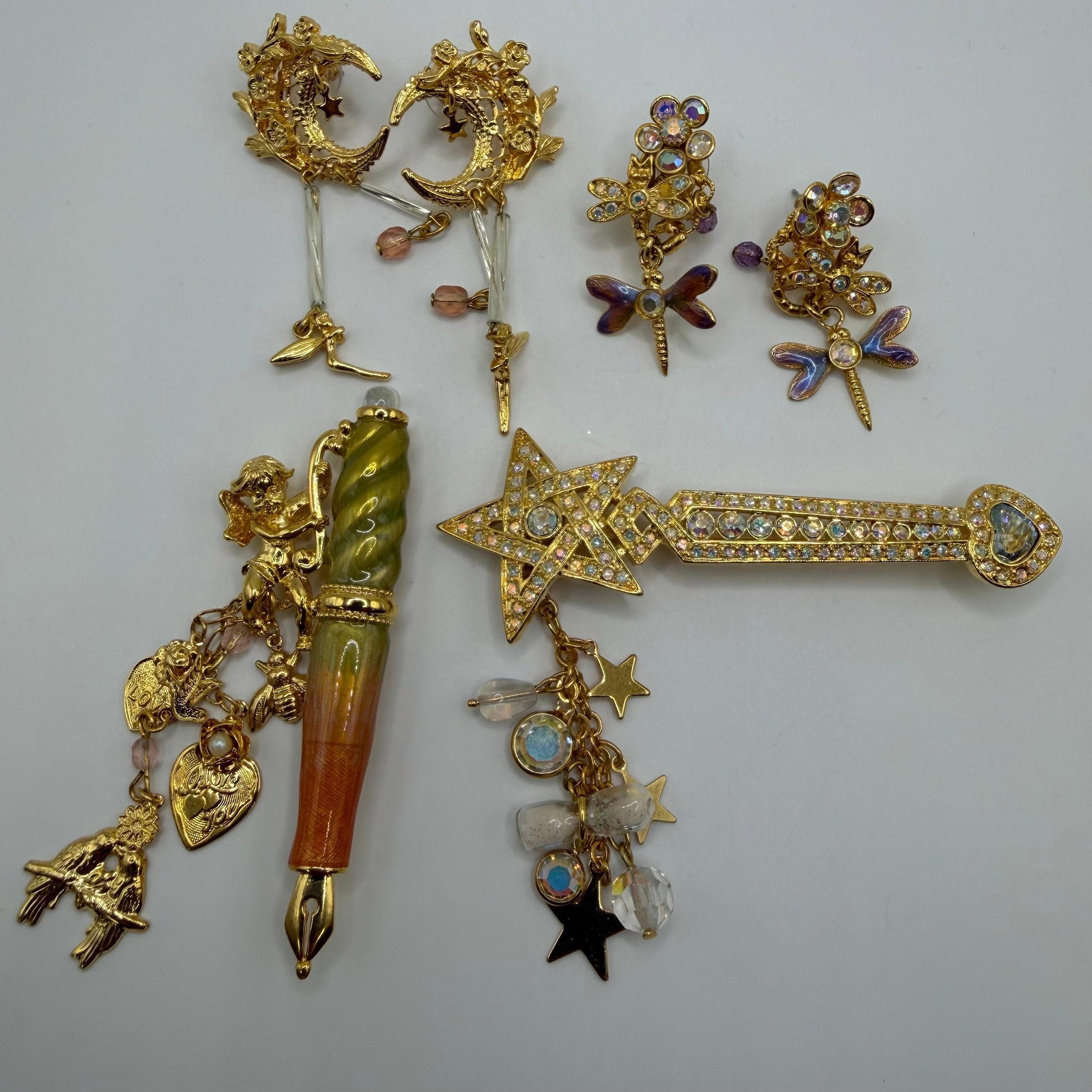 Fantasy Costume Jewelry of Kirks Folly Brooches and Earrings HG9 (1 of 6)