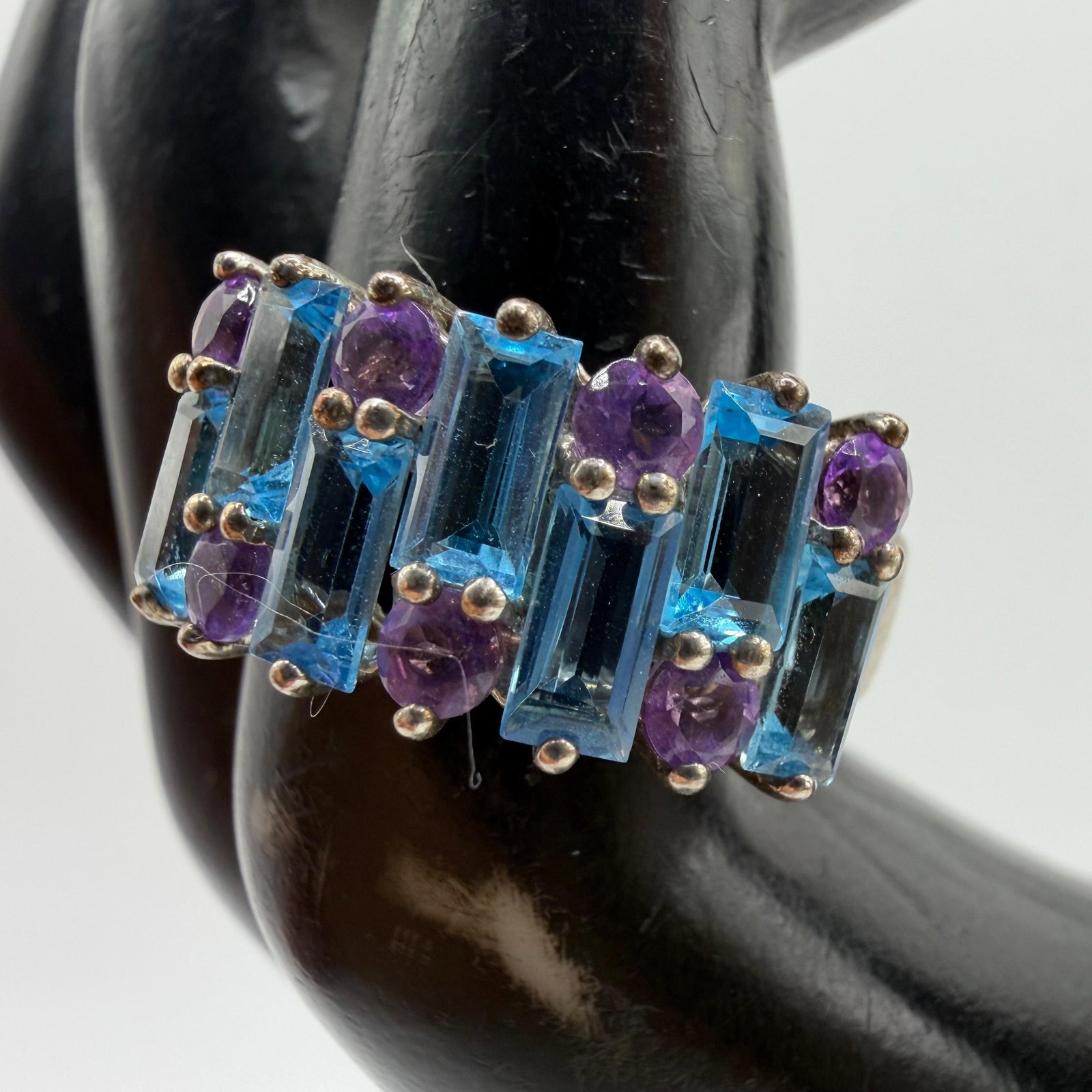 Sterling Silver Blue Topaz Baguette Purple Amethyst Chaton Cut Ring: This item is in pre-owned, previously used/displayed condition with noticeable light wear and surface scratches. Please reference all photos for full details. This piece of jewelry has been tested and