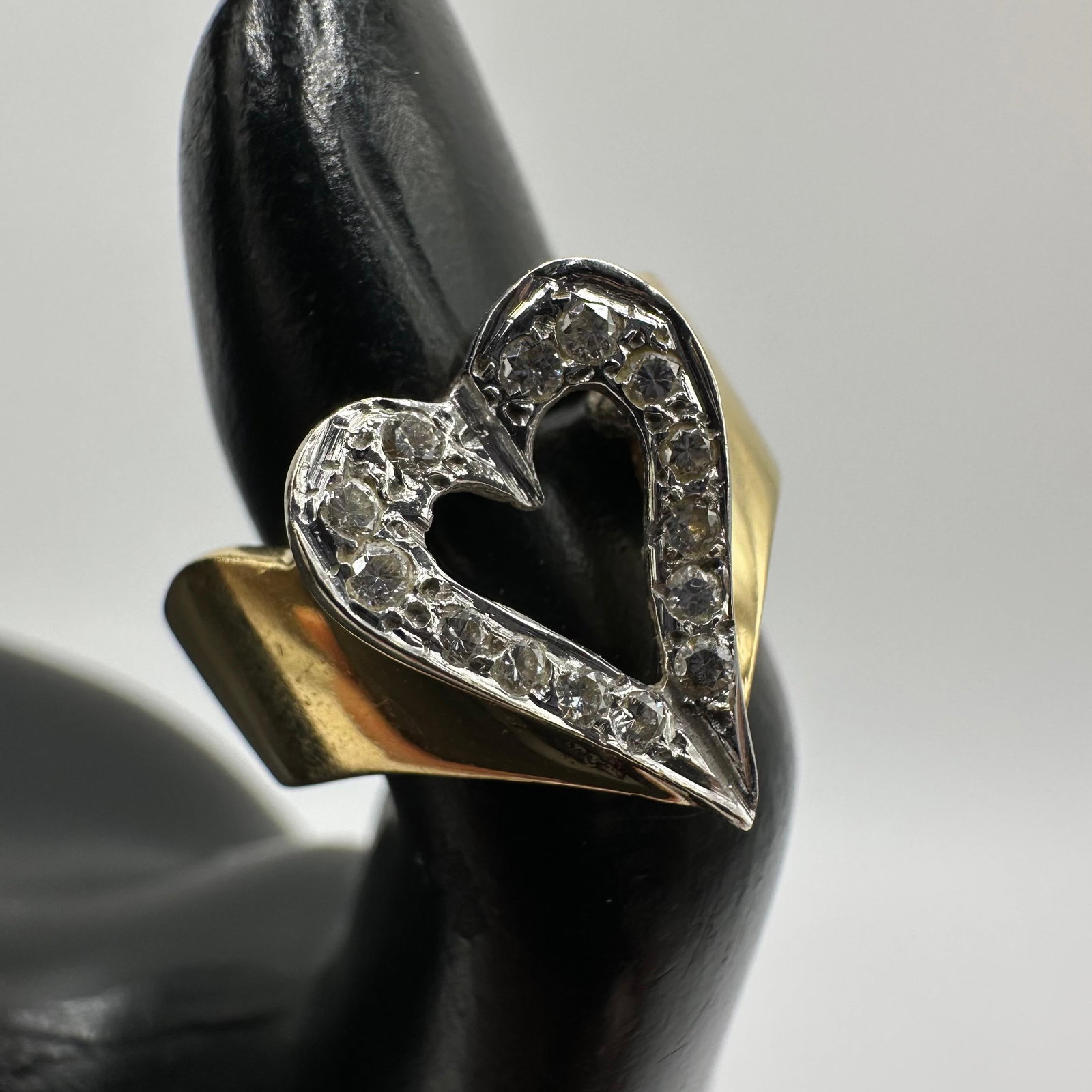 Heart Accent Diamond Studded Yellow 14K Gold Ring Size 7: This item is in good pre-owned, previously used/displayed condition with noticeable light wear and surface scratches. Please reference all photos for full details. This piece of jewelry has been teste