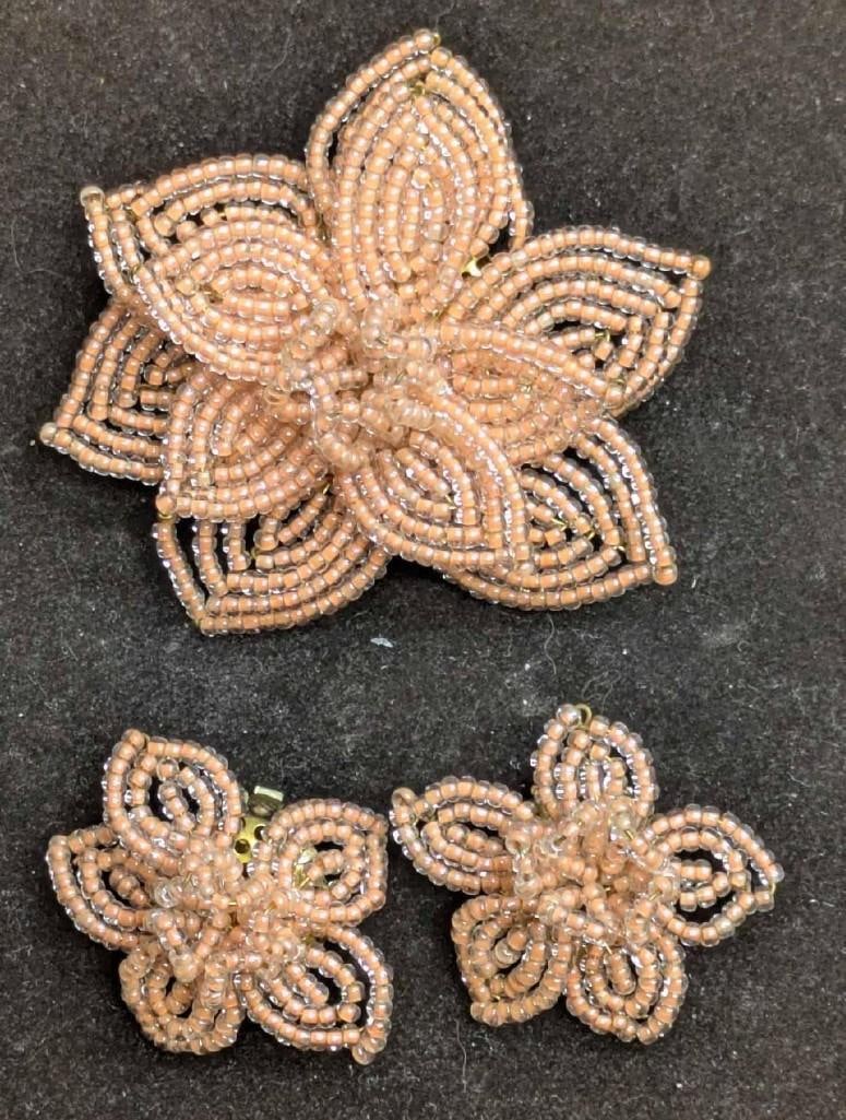 Vintage Japanese Beaded Flower Brooch Pin And Earrings: Vintage Japanese Beaded Flower Brooch Pin And Earrings. This lot includes: (1) Brooch With Gold Tone Backing. This is approx 2" x 2" x 1". (1) Clip On Earrings With Gold Tone Backing. Each