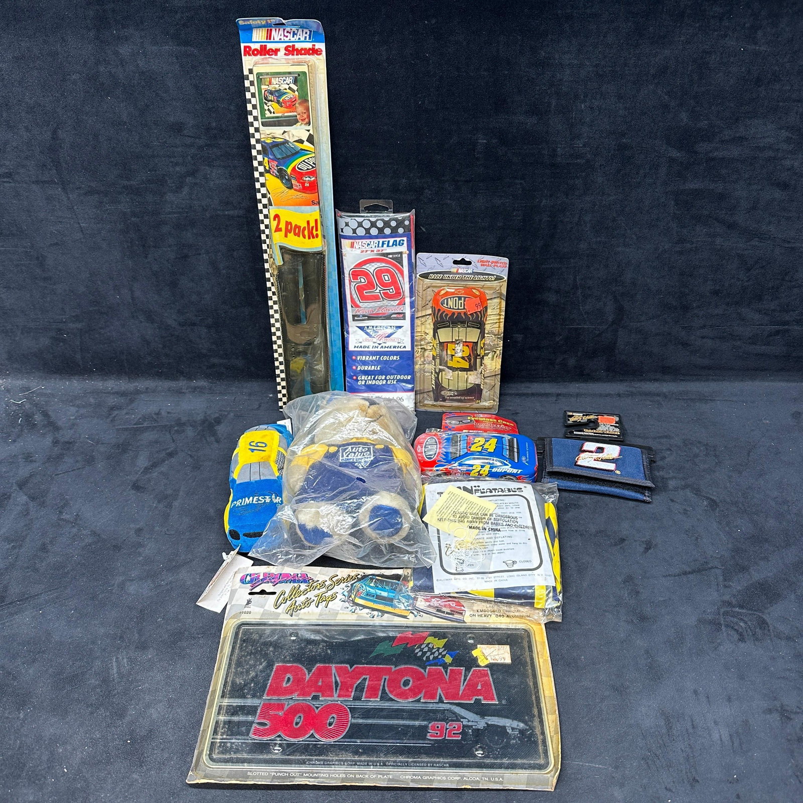 NASCAR Memorabilia Lot Daytona 500 Plate Racing Plush Flags Car Accessories (1 of 5)