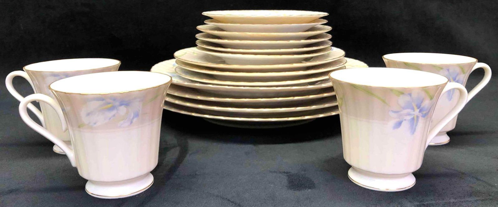 Mikasa Ballantyne 17 Piece Set Of Bone China (1 of 14)