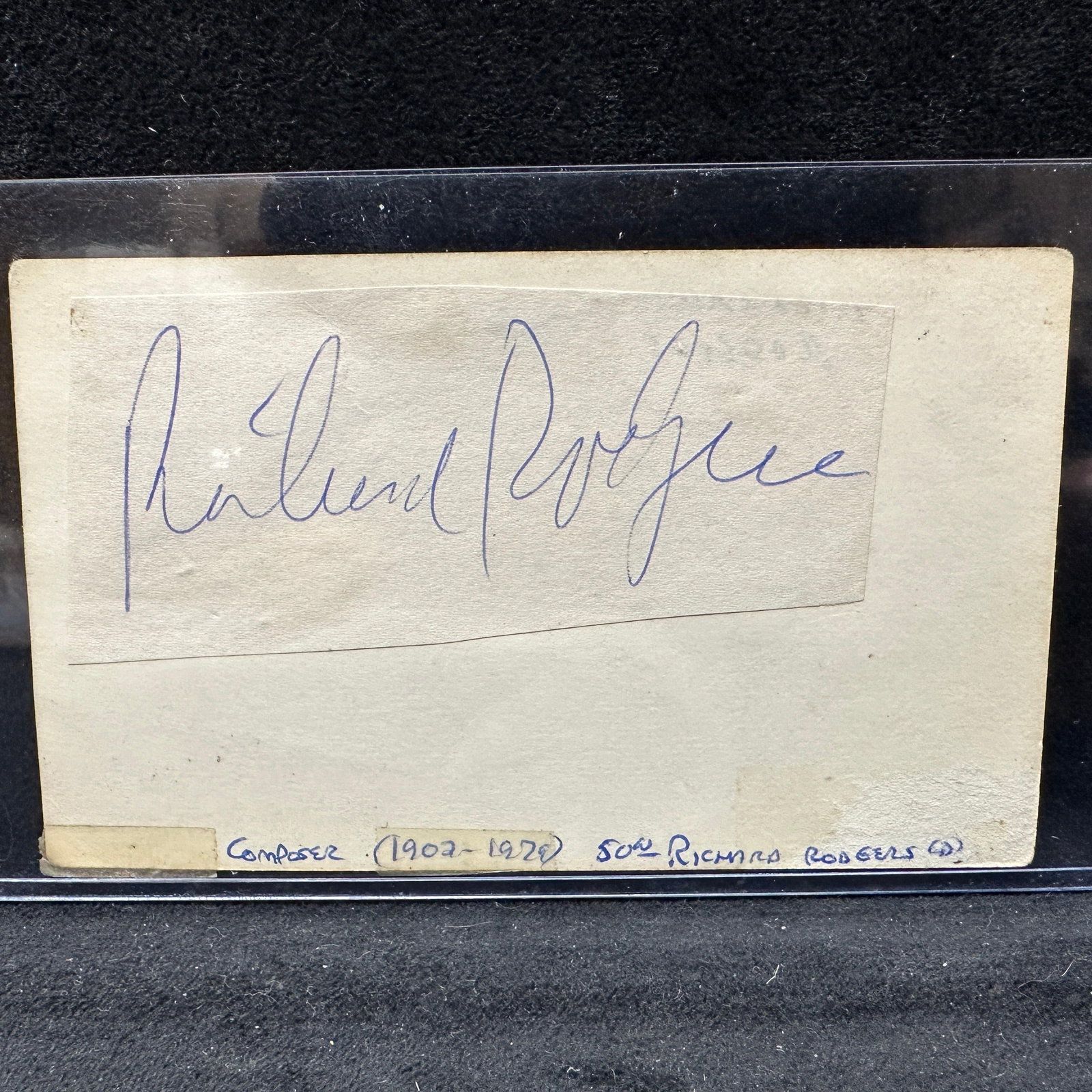 Richard Rogers US Composer Sound of Music Signature on Index Card: Richard Rodgers US Composer (1902-1979) of the Sound of Music. Large signature affixed to an index card placed in a rigid plastic protective sleeve. Pre-owned, overall good condition with light