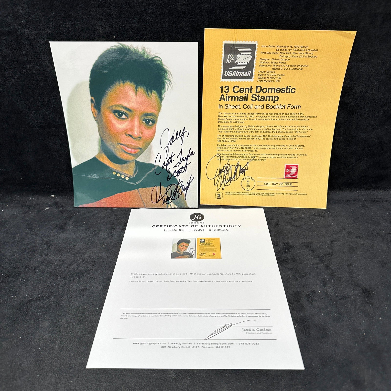 Ursaline Bryant Signed Star Trek The Next Generation Photo And Postal Sheet (1 of 7)