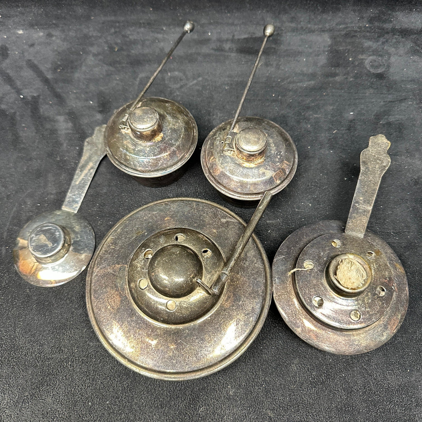 Silverplated Alcohol Lamp Burner Chafing Dish Burner And Snuffer Lot