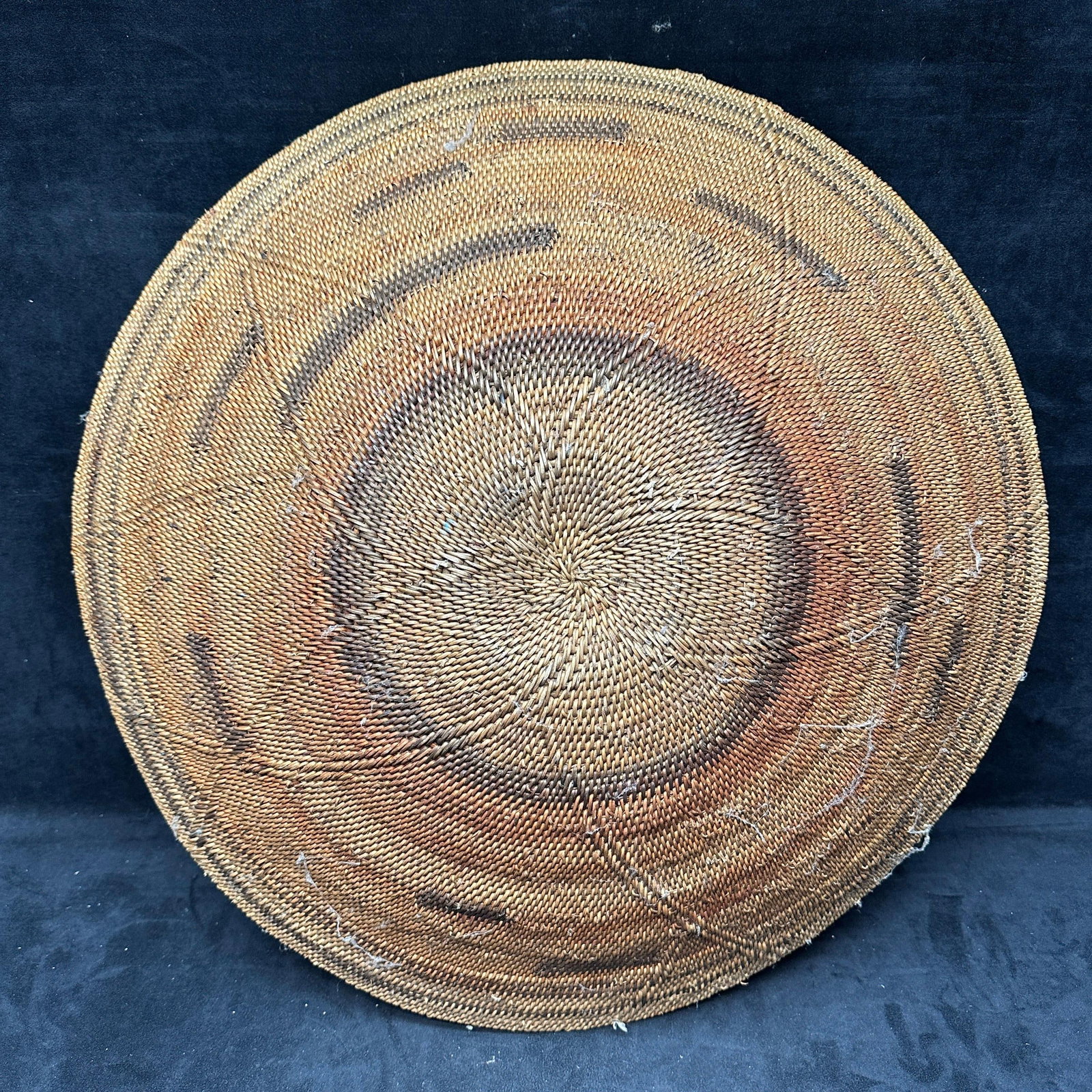 Mid 20th Century Lozi Zambia Woven Gathering Basket Large (1 of 7)
