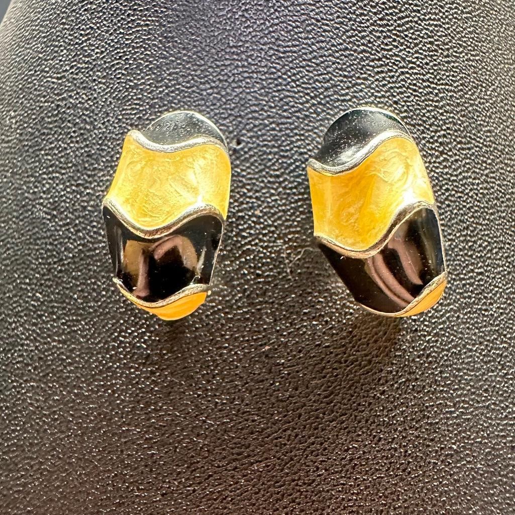 Sterling Silver Enamel Half Hoop Earrings: This piece of jewelry has been tested and researched prior to listing. Please view all our pictures they are part of our description. DETAILS: Metal - Sterling Silver Color -Silver Stones - enamel Hal