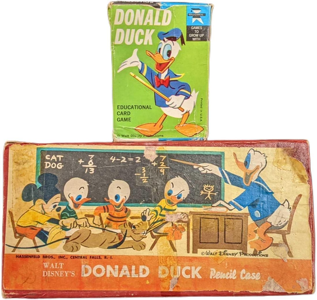 Vintage Disney Donald Duck Pencil Case and Card Game (1 of 5)