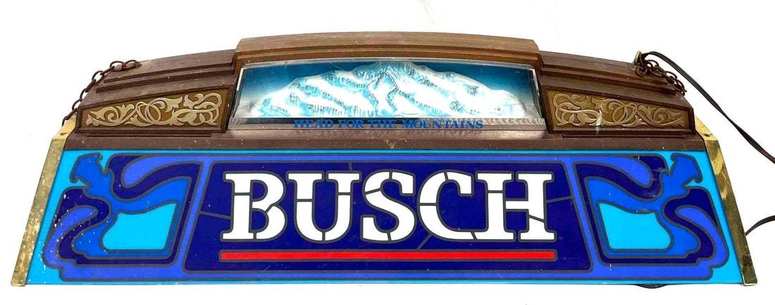 Vintage Busch Pool Table Light: This lot contains a Vintage Busch Pool Table Light. It is approx 39 3/4" x 14 1/4" x 12". Total weight is approx 13.5lbs. Overall the Vintage Bush pool table light is in good used condition 
