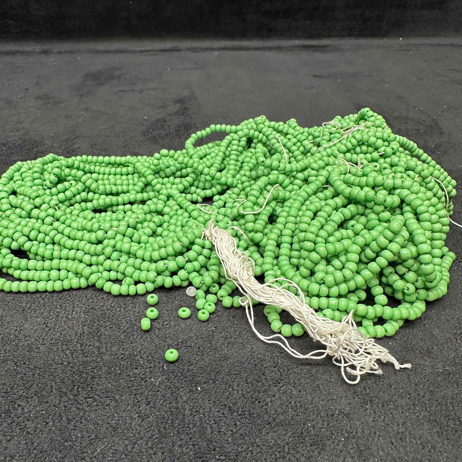 Small Green Bead Strands and Loose Pieces Costume Jewelry Set: Loose green beaded pieces and strands. These items are in good pre-owned, previously displayed condition with light wear, and surface scratches. Please reference all photos for full details. Strands: 