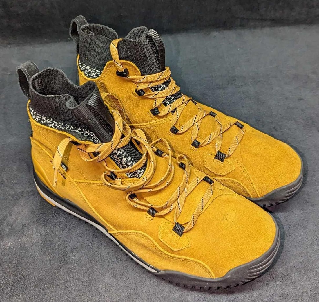 Men's Size 12 North Face Waterproof Snow Boots (1 of 6)