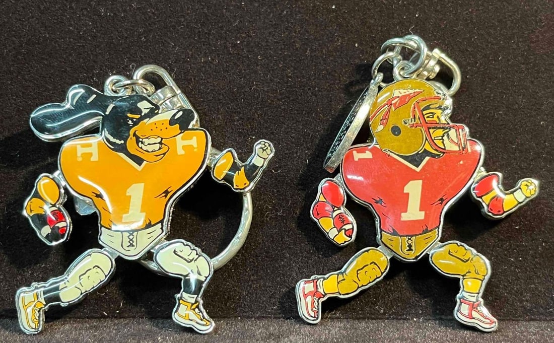 Football Player Keychains Florida State & University Of Tennessee (F18) (1 of 8)