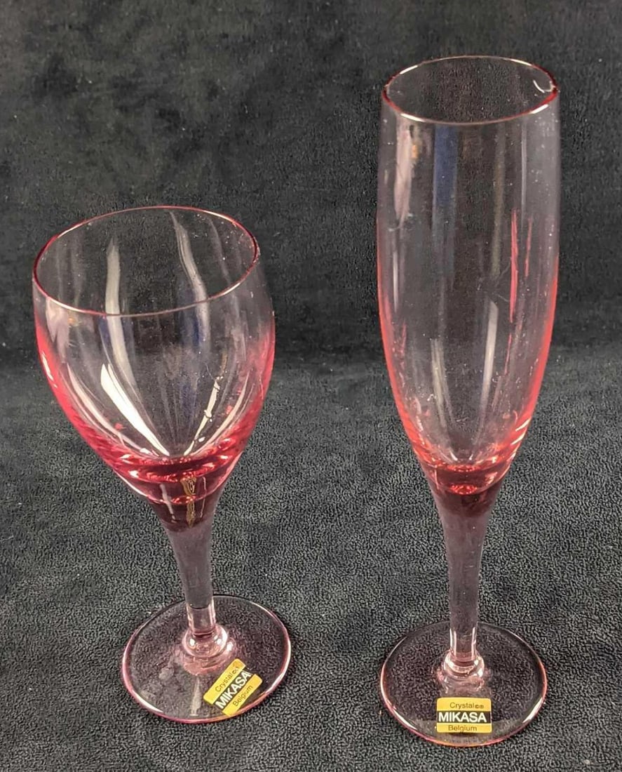 Retired Mikasa Elegant Rose Crystal Fluted Champagne & Goblet: This lot comes with two crystal "Elegant Rose" water goblet's by Mikasa. These were made in Belgium. This series was released from 1987 - 1988. This lot includes: (1) Fluted Champagne