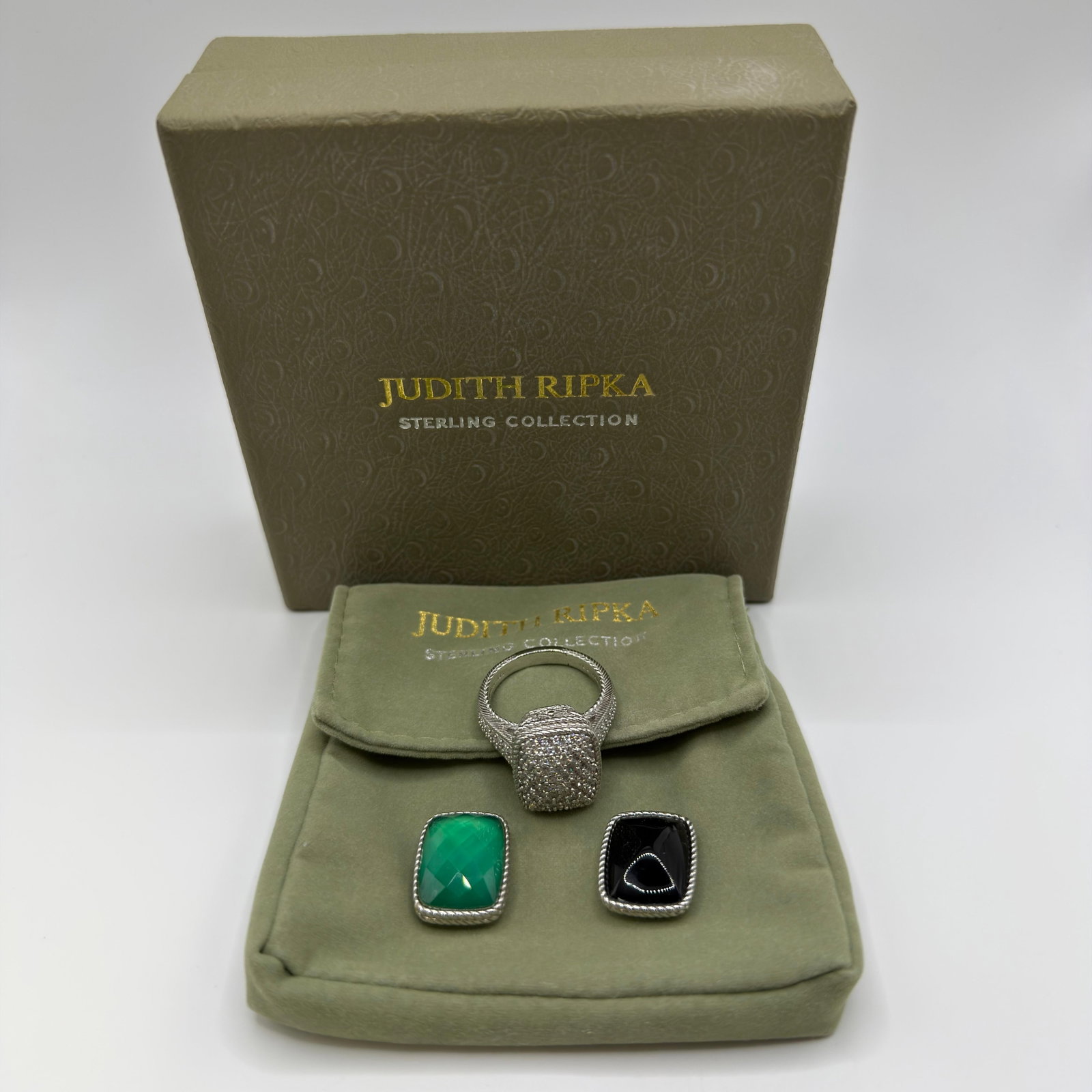 Judith Ripka Sterling Silver Magnetic Interchangeable Gemstone Ring Set Sz 10: These items are in good pre-owned, previously used/displayed condition with noticeable light wear and surface scratches. Please reference all photos for full details. These pieces of jewelry have been