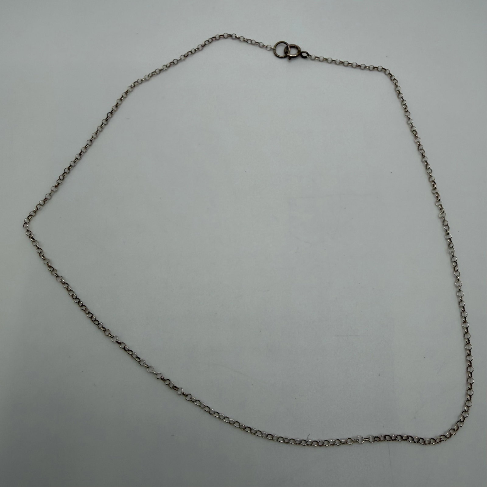 925 Sterling Silver Open Link Rolo Buoy Style Chain Necklace Small: This item is in good pre-owned, previously used/displayed condition with noticeable light wear and surface scratches. Please reference all photos for full details. This piece of jewelry has been caref