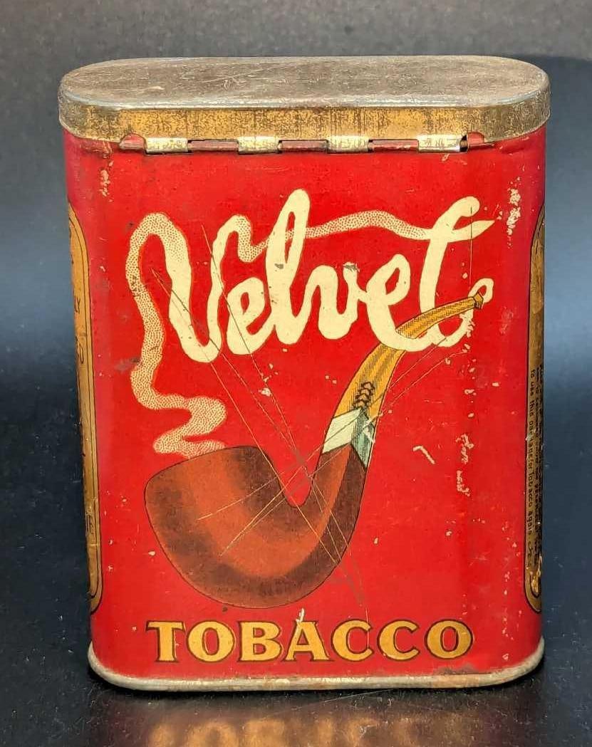 Vintage Velvet Tobacco Pocket Sized Tin: Vintage Velvet Tobacco Pocket Sized Tin. This is approx 3" x 3/4" x4 1/8" and it weighs 0.12lb. The tin has some scratches , color loss and wear. Please see the images as they are part of the descript