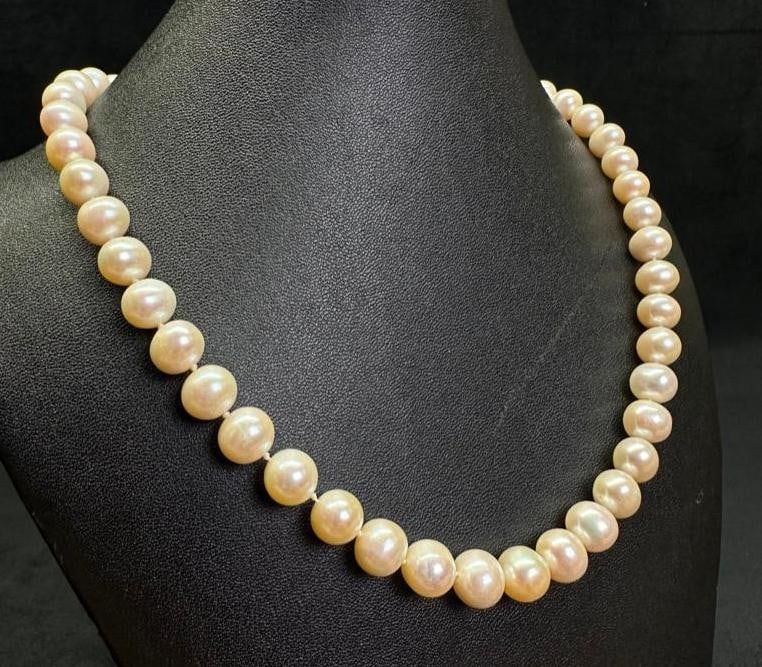 18" Cultured Pearl Necklace Sterling Clasp: This piece of jewelry has been tested and researched prior to listing. Please view all our pictures they are part of our description. DETAILS: Metal - 925 Sterling Silver Color - Silver Stones - Fresh