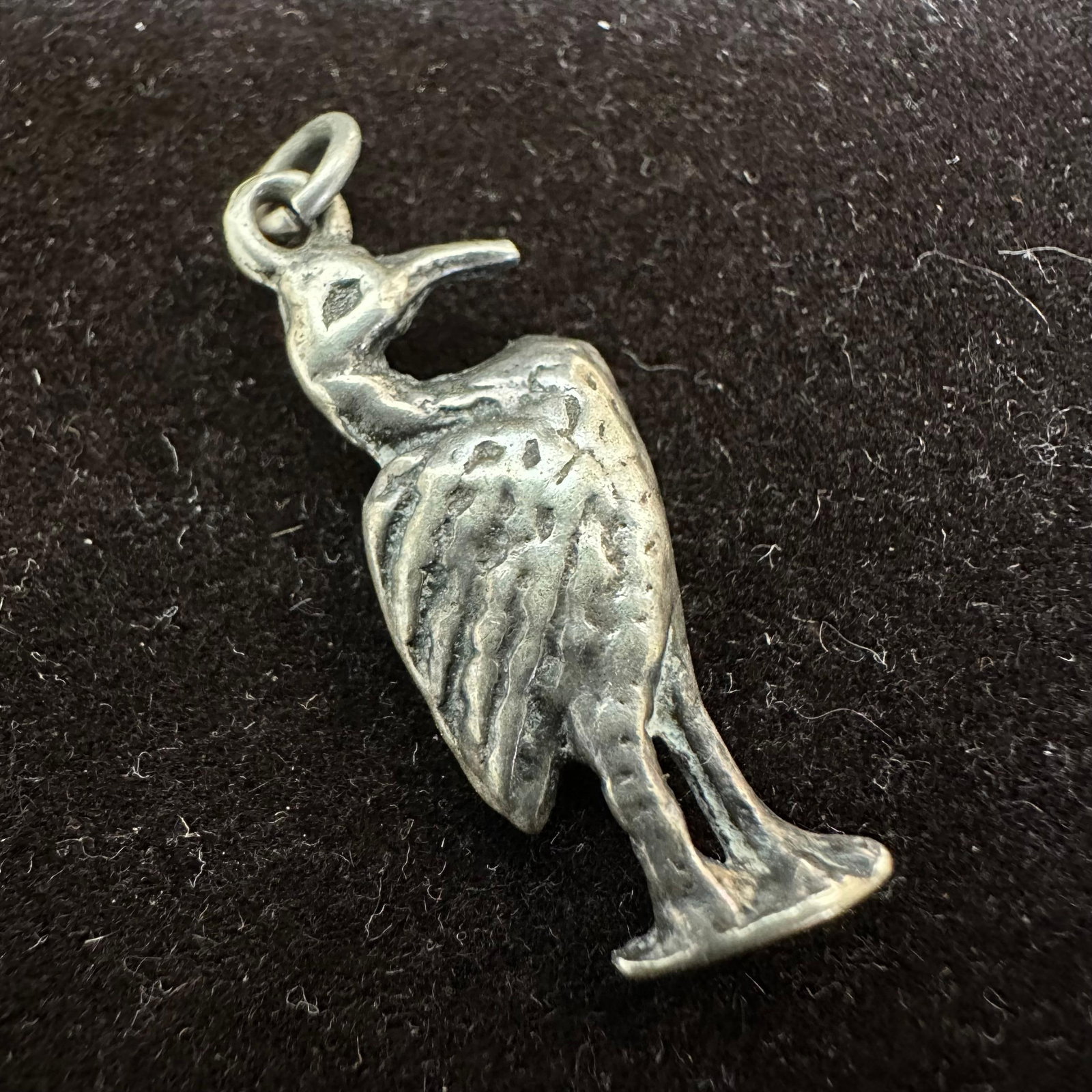 Silver Bird Pendant Unmarked W52: This item is in good pre-owned, previously used/displayed condition with noticeable light wear and surface scratches. Please reference all photos for full details. This piece of jewelry has been
