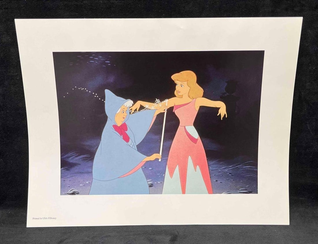 Disney's Cinderella Commemorative Lithograph 2001: This lot contains a Disney's Cinderella Commemorative Lithograph 2001. Cinderella is an animated film produced by Walt Disney productions in 1950. The Disney film was based on the 1697 Fairy 