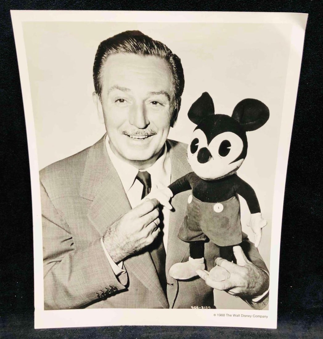 Best Buddies Black & White Photograph Of Walt Disney & One Of The Very First Mickey Dolls: This lot contains "Best Buddies" Black & White Photograph Of Walt Disney & One Of The Very First Mickey Dolls. It is approx 10" x 8" and it weighs about 0.03lbs. Overall the photograph is in good