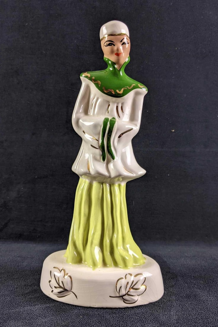 Chinese Style Ceramic Figurine (1 of 8)