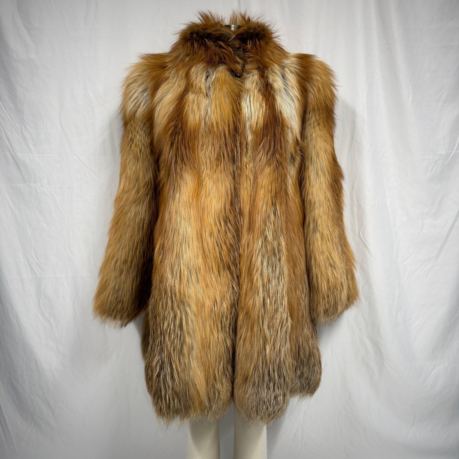 Fox Fur Coat Medium Length FurG7 (1 of 6)