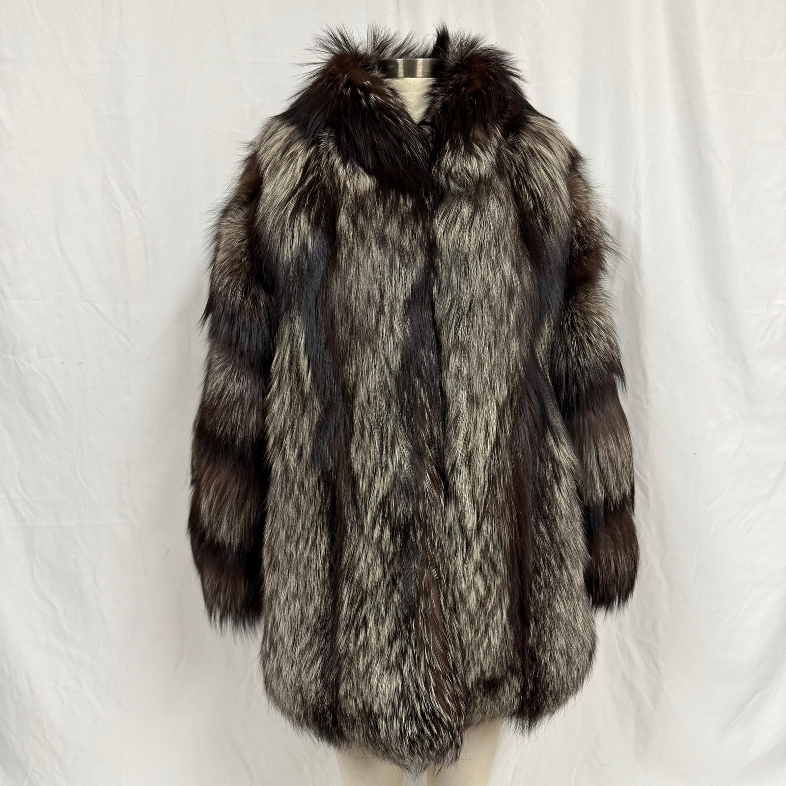 Natural Fox Fur Coat Multi Tonal Pile Design Dark Tip Style (1 of 6)