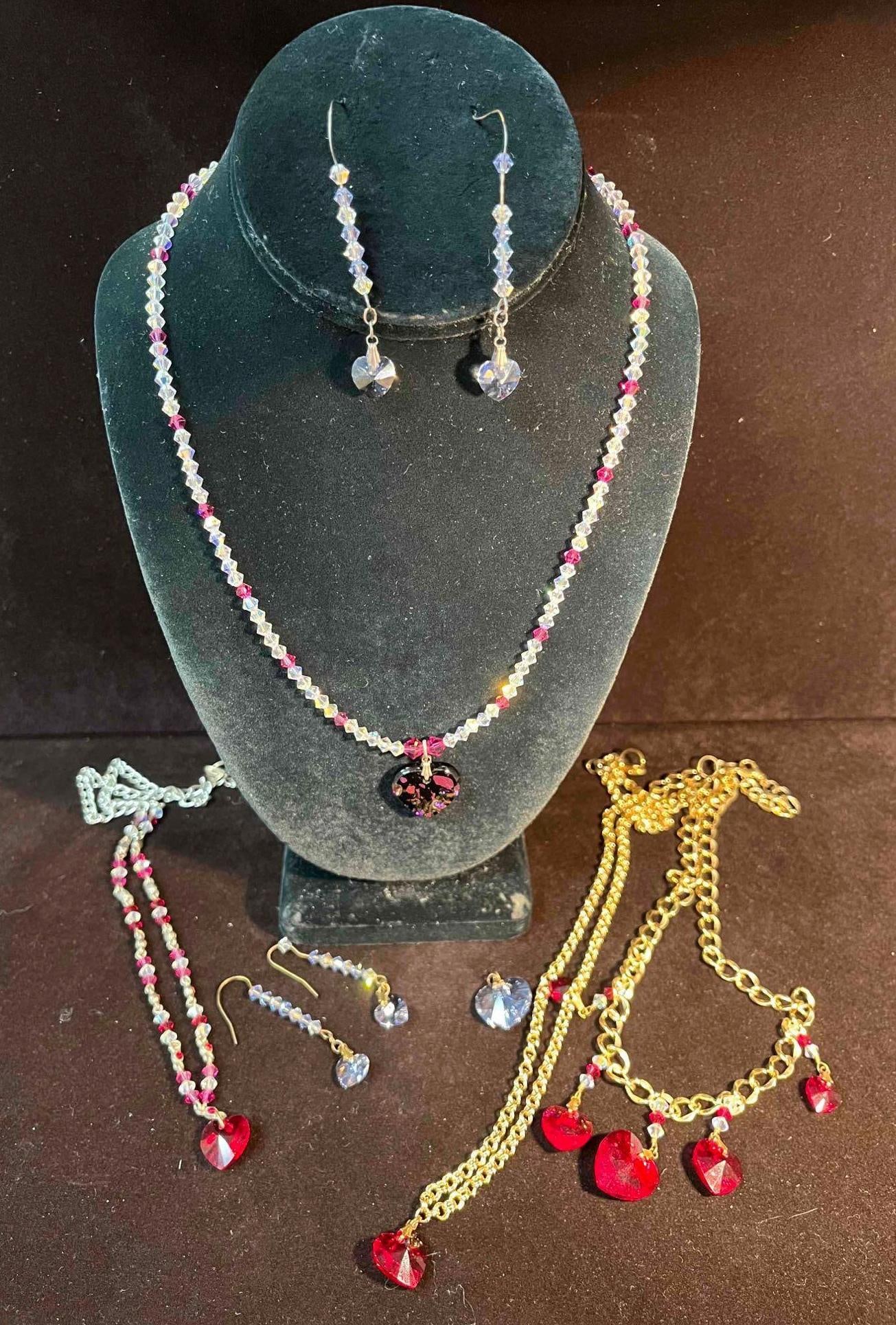 Beaded Heart Jewelry Bundle: This lot contains a Beaded Heart Jewelry Bundle. The Jewelry is one size fits all. Bundle fits together in a small 7" x 4" plastic bag. Total weight is approx 0.1lbs. Overall the Beaded