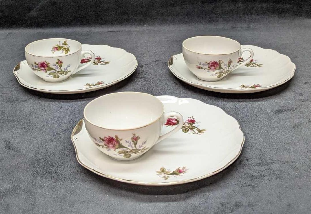 3 Sets Of Vintage Rose Teacup And Saucer Tea Party Snack Plate: 3 Sets Of Vintage Rose Teacup And Saucer Tea Party Snack Plate. Each fine china saucer/plate is approx 7/8" x 8 1/8" x 8 1/8" and the total weight is 2.40lbs. These were made in Japan. The trim has so