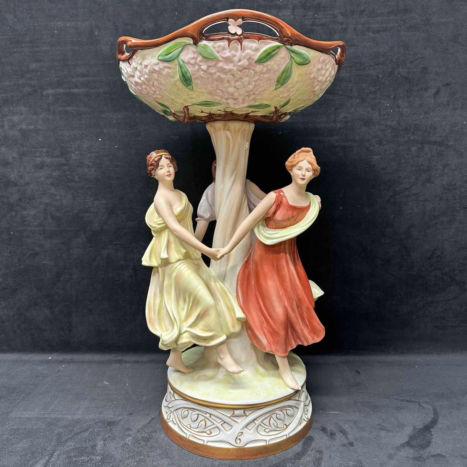 Royal Dux Bohemia Three Graces Porcelain Compote Centerpiece Pedestal Art Nouveau Bowl R153: Royal Dux Bohemia Three Graces Porcelain Compote Centerpiece Pedestal Art Nouveau Bowl. Center piece figure and bowl is in good condition with light wear and markings, a few noticeable marks on the bo