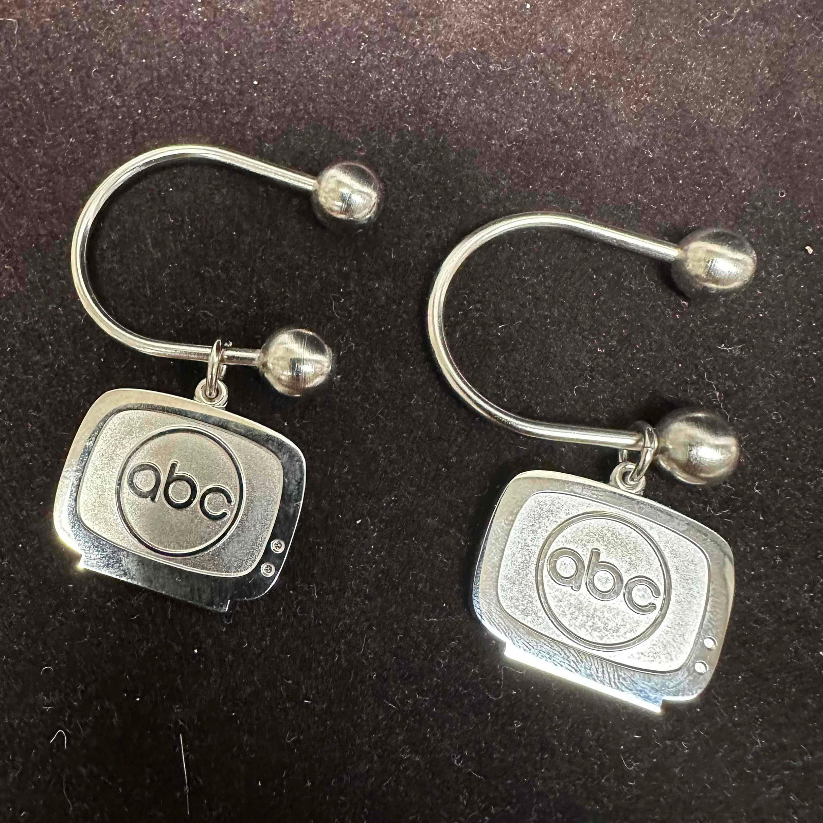 Disney ABC Sterling Silver Key Chain Set abc Souvenir: These items are in good pre-owned, previously used/displayed condition with noticeable light wear, and surface scratches. Please reference all photos for full details. These pieces of jewelry have
