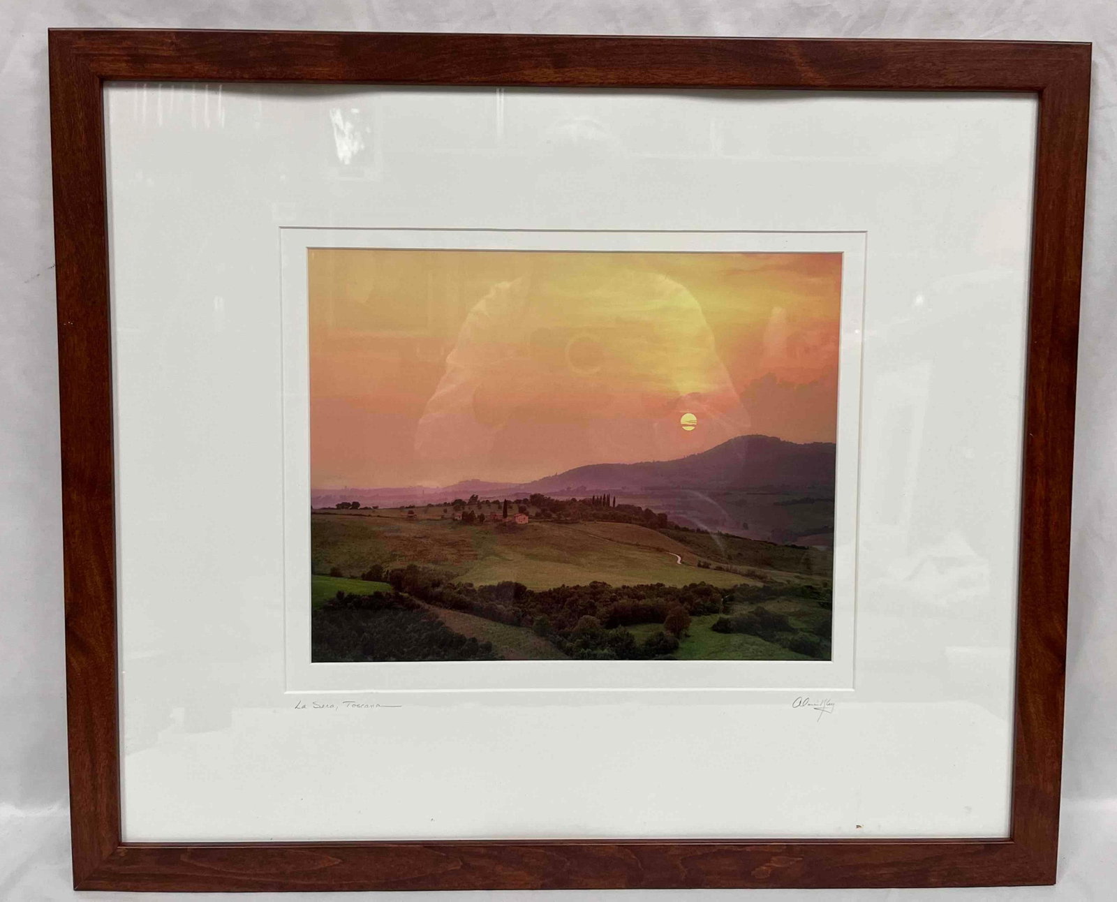 Signed Photograph "La Senza, Toscana" By Alan Klug (JB223): This lot contains a Signed Photograph "La Senza, Toscana" By Alan Klug (JB223). This photo is 26/250. The frame is approx 22" x 26" while the artwork itself is approx 10 3/4" x 13 3/4". Total weight i
