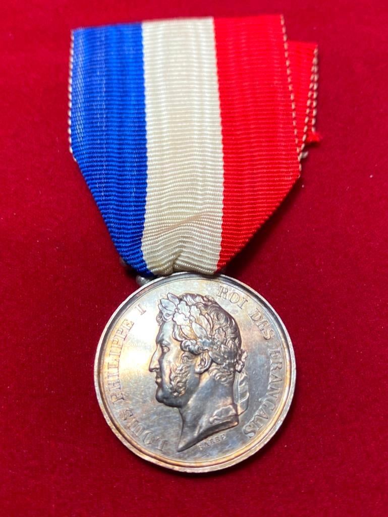 Louis Philippe I Actes de Dévouement - 1843: Louis Philippe I Actes de Dévouement - 1843 This fine medal has been tested and researched to the best of our abilities, and is authentic to the best of our knowledge. Please see photos, as