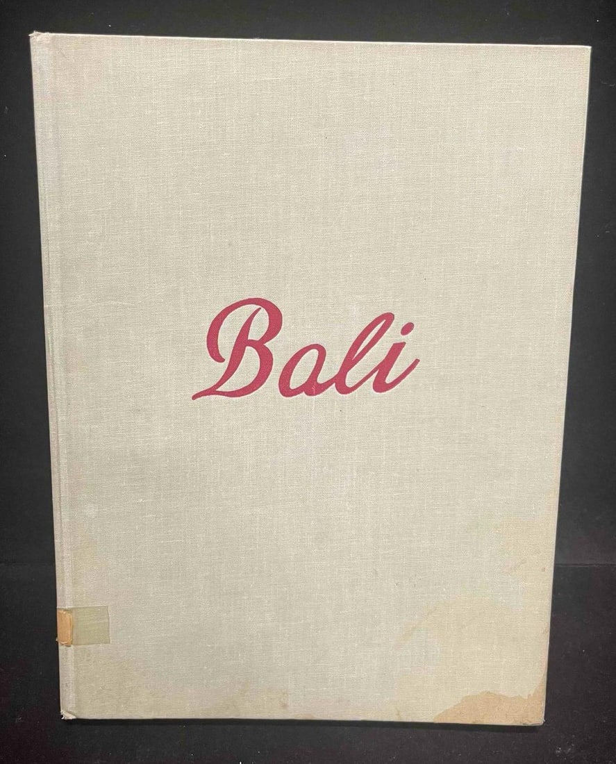 Hardcover Bali Philip Hanson Hiss: This lot contains a Hardcover copy of Bali Philip Hanson Hiss. The approx. weight and dimensions are listed below. Overall the book is in good pre owned condition with minor wear from aging/use over t