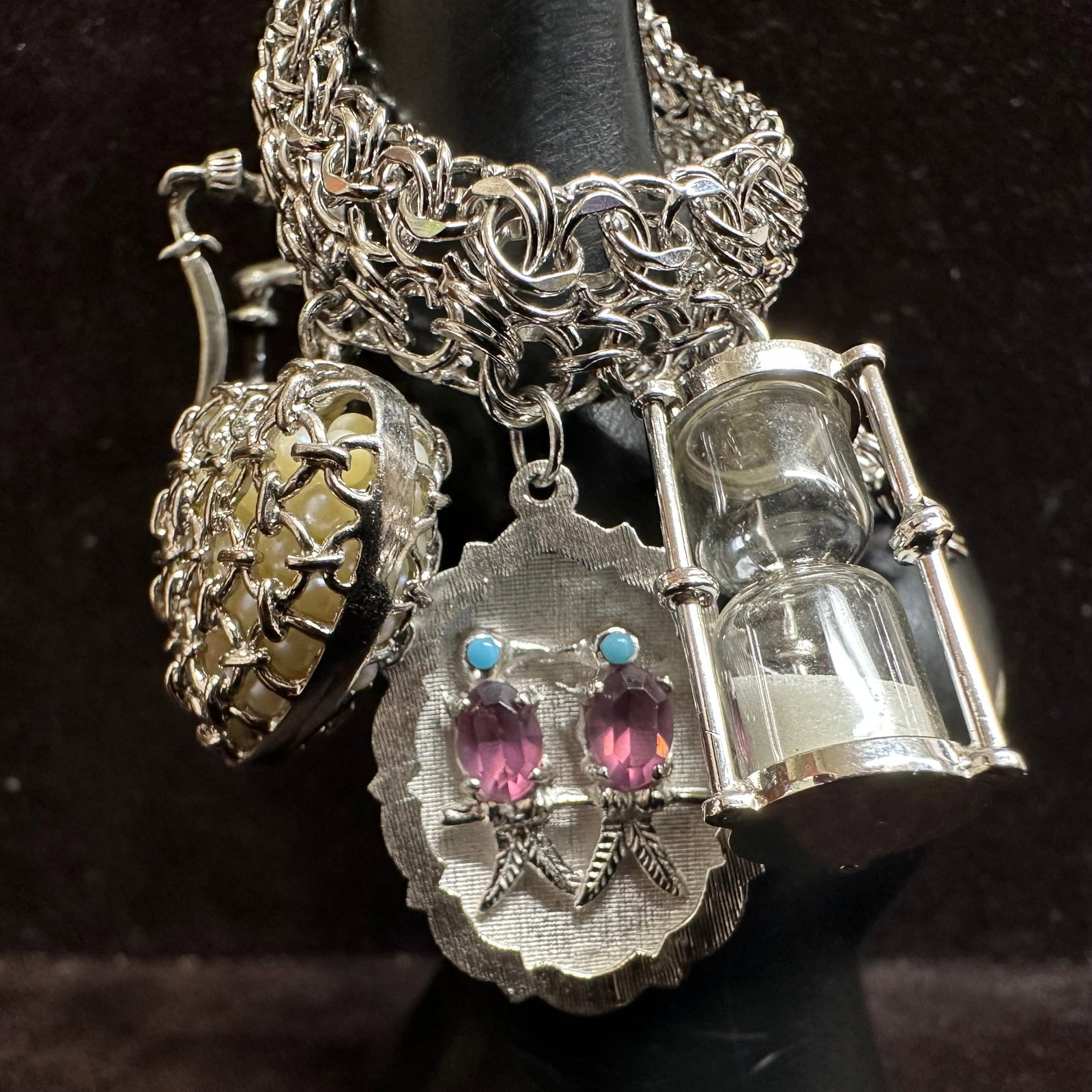 American Sterling Charm Bracelet Heart Christmas Time Keeper Charms: This item is in good pre-owned, previously used/displayed condition with noticeable light wear and surface scratches. Please reference all photos for full details. This piece of jewelry has been teste