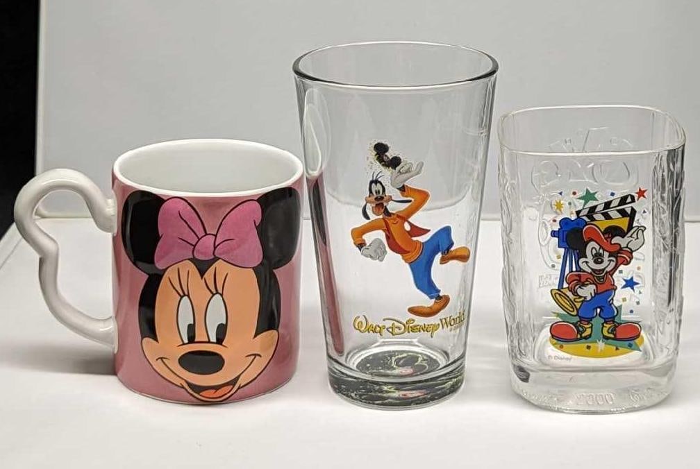 Disney Mickey Minnie Goofy Mugs And Glasses (1 of 9)