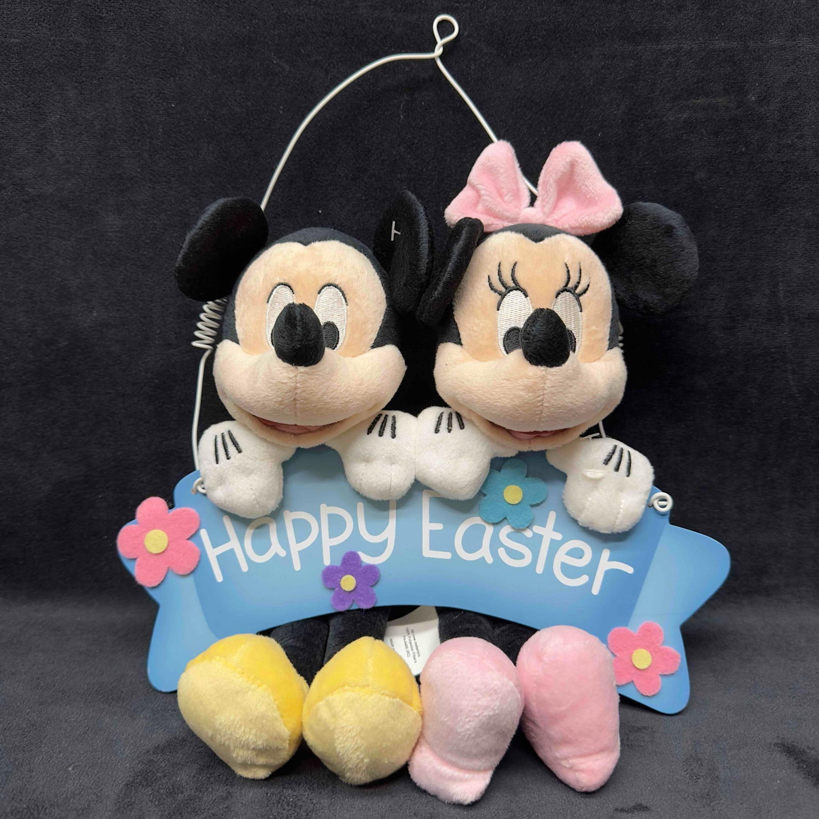 Disney Mickey and Minnie Mouse Happy Easter Plush Wire Wreath (1 of 7)
