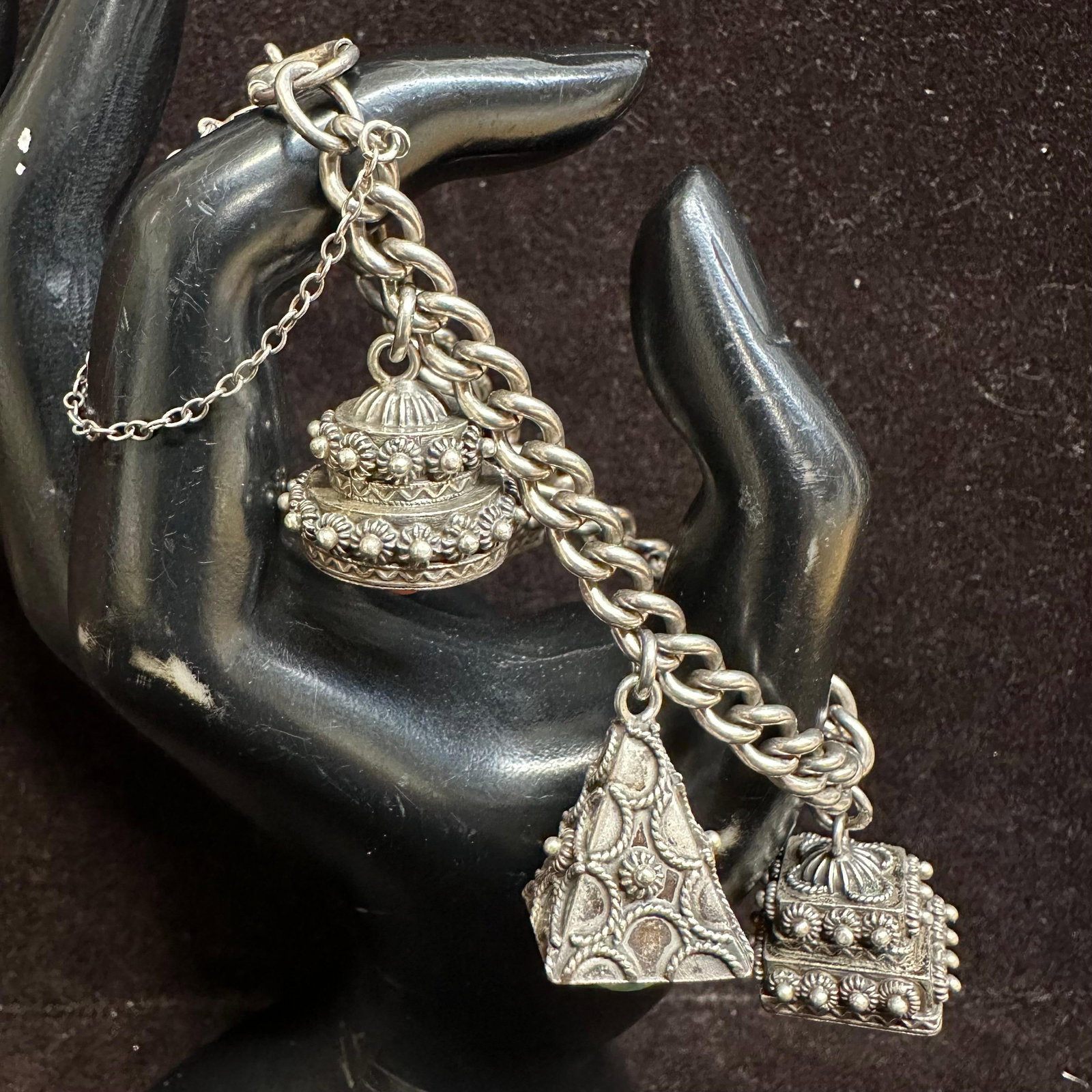 S and F Sterling Silver Five Ornate Gemstone Charms Etruscan Revival Style Bracelet T39: This item is in good pre-owned, previously used/displayed condition with noticeable light wear and surface scratches. Please reference all photos for full details. This piece of jewelry has been teste