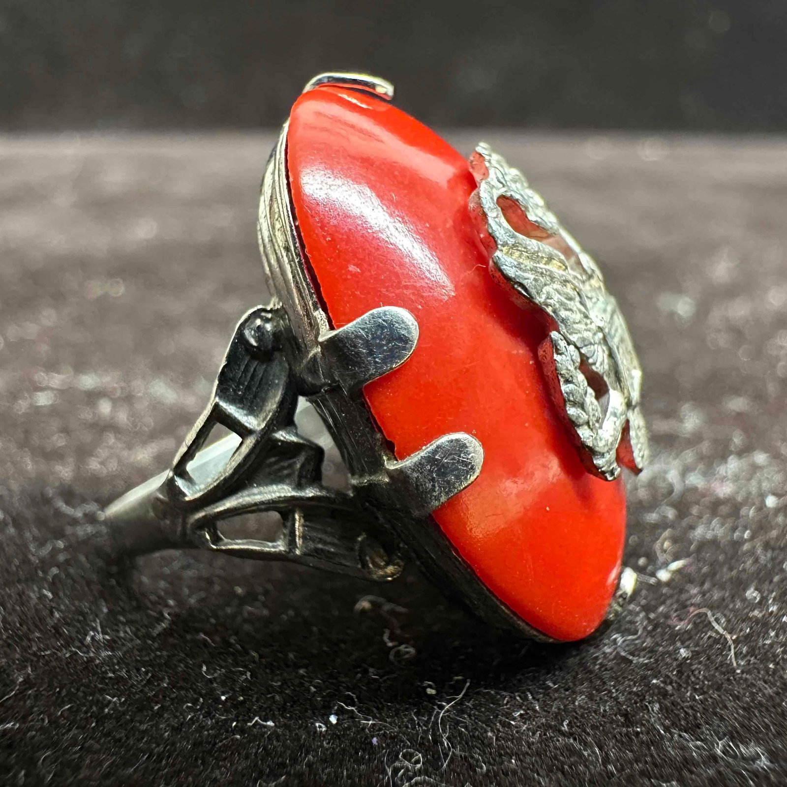 Sterling Silver Eagle Motif Red Plastic Setting Ring - 6