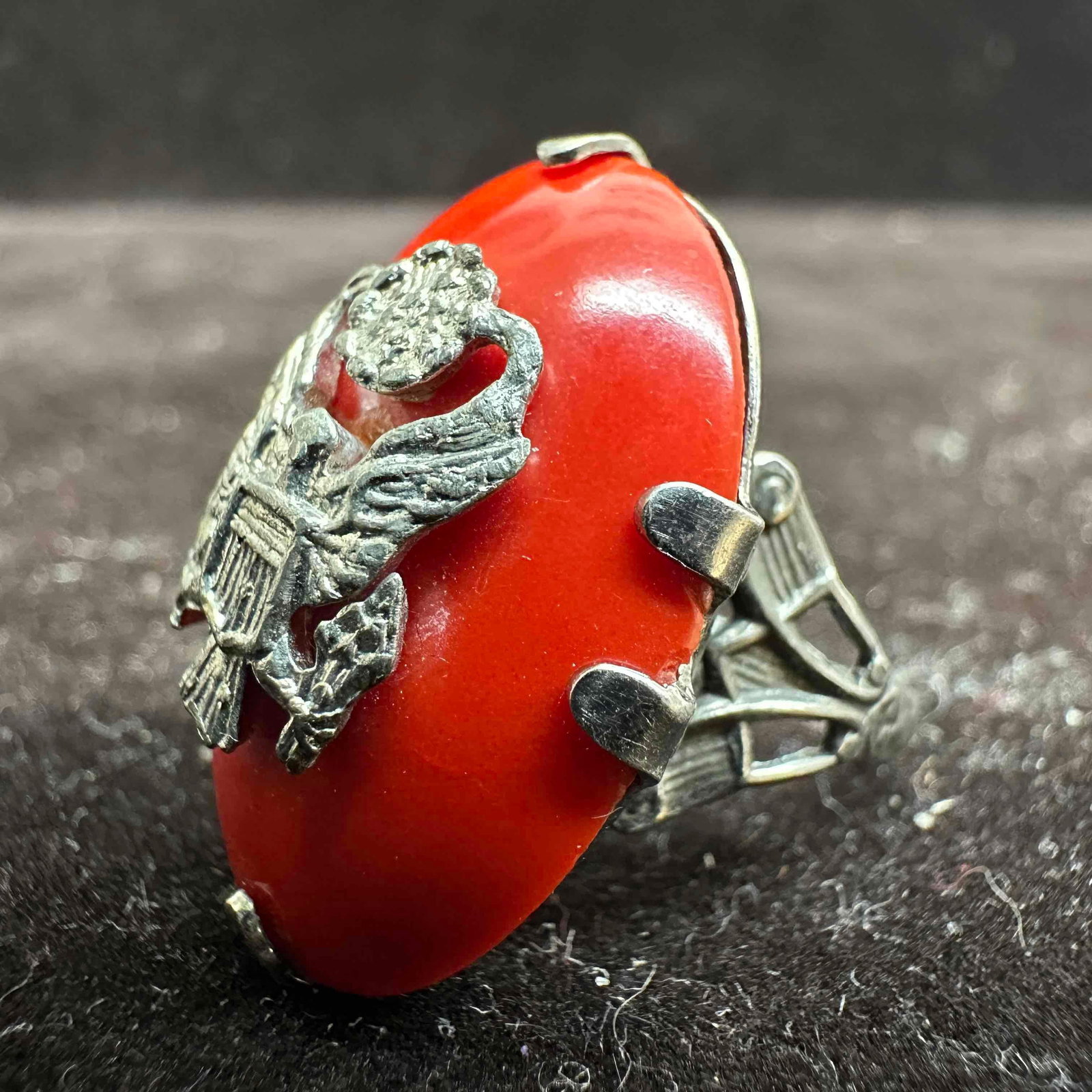 Sterling Silver Eagle Motif Red Plastic Setting Ring - 7