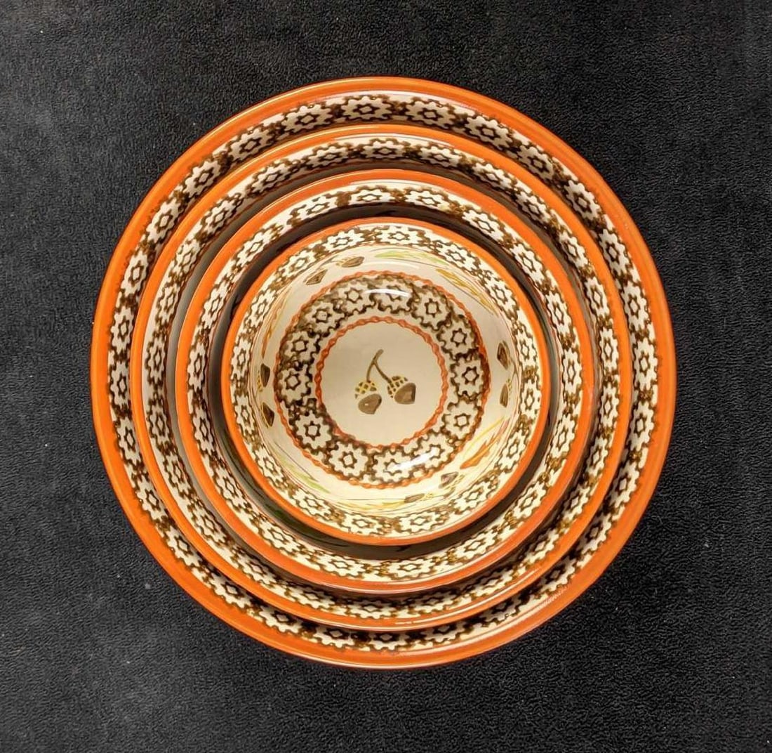 Temptations Hand Painted Bowl Set Of 4: This lot contains 4 Hand Painted Bowls Temptations by Tara edition. This lot includes a 10oz,24oz, 1.25QT, 2QT. In like-new condition just with no box. Total weight is approx 5lbs.