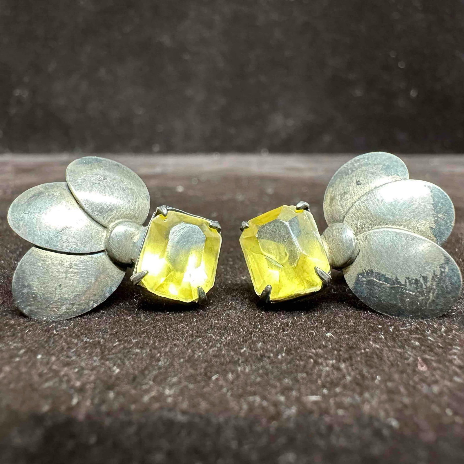Faux Yellow Stone Sterling Silver Leaf Motif Earrings F90 (1 of 6)