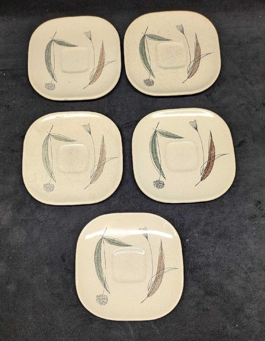 5 Vintage Franciscan Trio Bread & Butter Plates B: 5 Vintage Franciscan Trio Bread & Butter Plates B. Each of the plates are approx 6" x 6" x 1/4" and the total weight is 2.40 lbs. There are some imperfections/glazing blisters on the back and some wea
