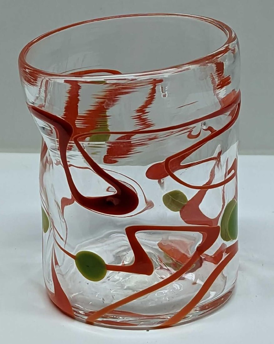 Vintage Orange Wackie Dot Juice Glass: Vintage Orange Wackie Dot Juice Glass. Is approx 2 5/8" x 2 5/8" x 3 1/4" and it weighs 0.32lb. The glass has no chips or cracks. 