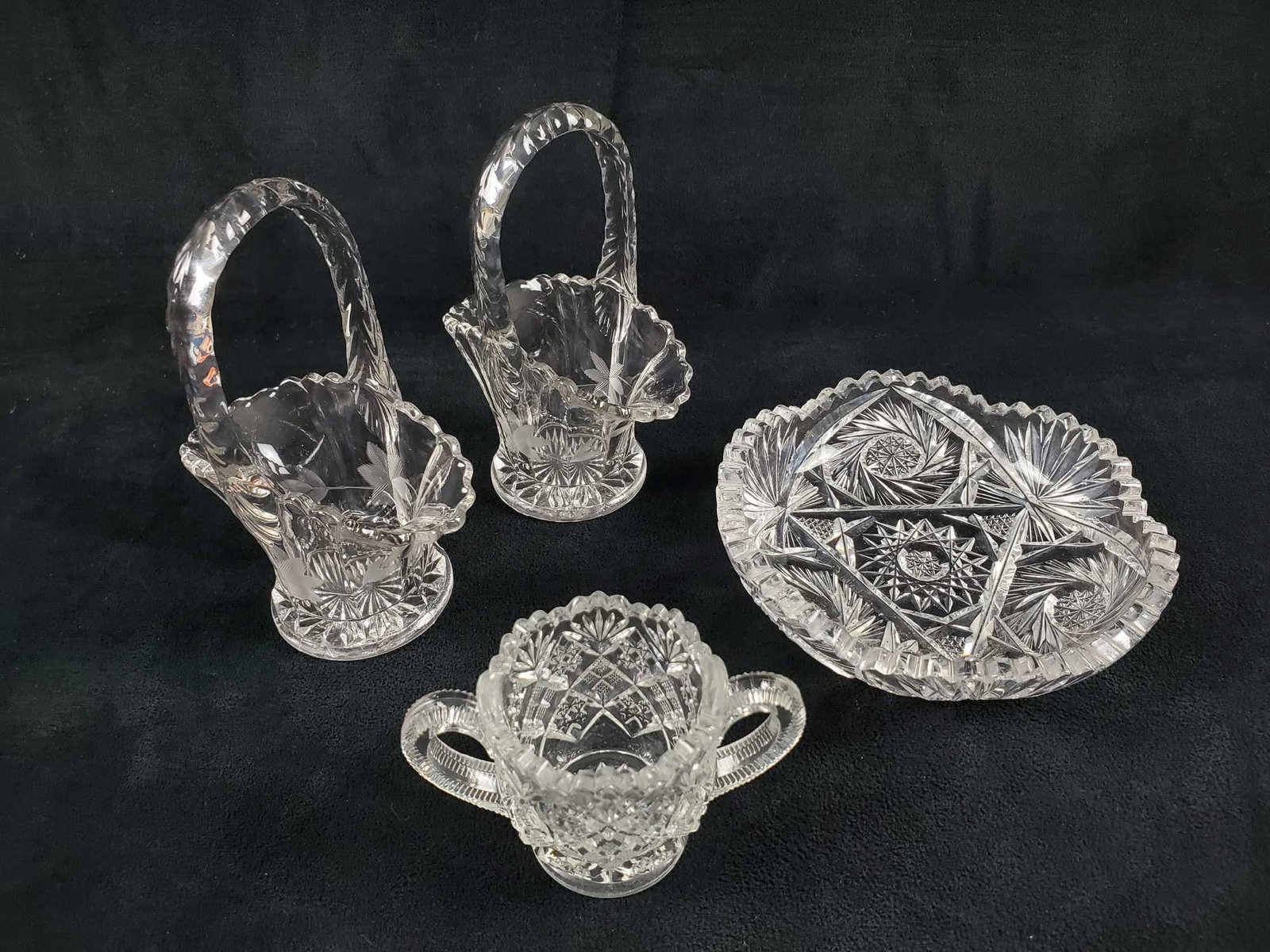 Vintage Mini Glass Floral Lot Of Four: This lot includes glass that is all in good, vintage condition. No known damage on each piece. Please see images for details. Lot includes: (1) Bride's Basket bud flower vase. It has scalloped edg