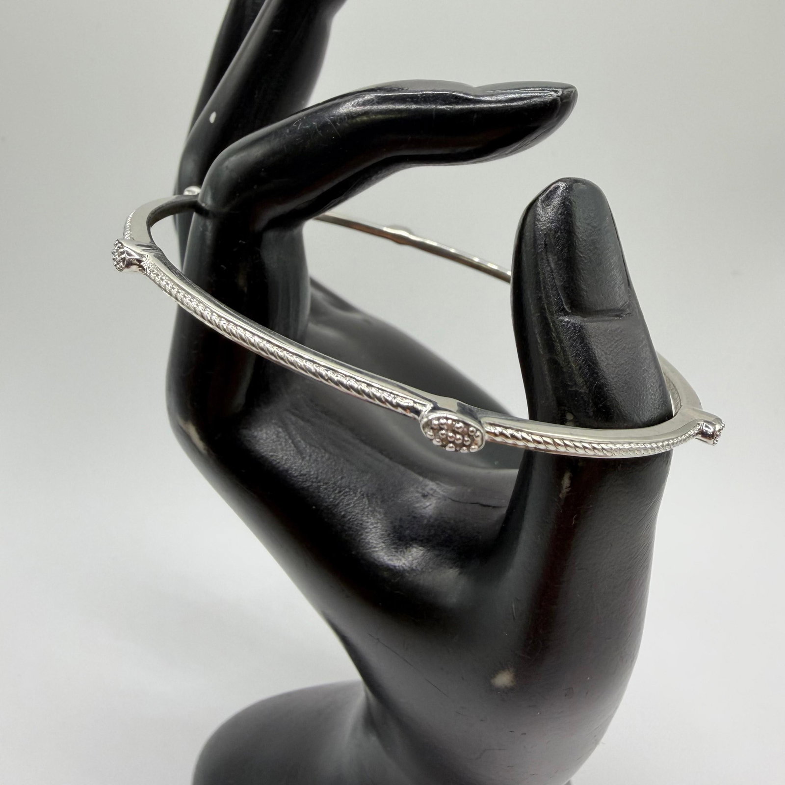 Sterling Silver Affinity Diamonds Moissanite Bangle Bracelet ER8: This item is in pre-owned, previously used/displayed condition with noticeable light wear and surface scratches. Please reference all photos for full details. This piece of jewelry has been carefully