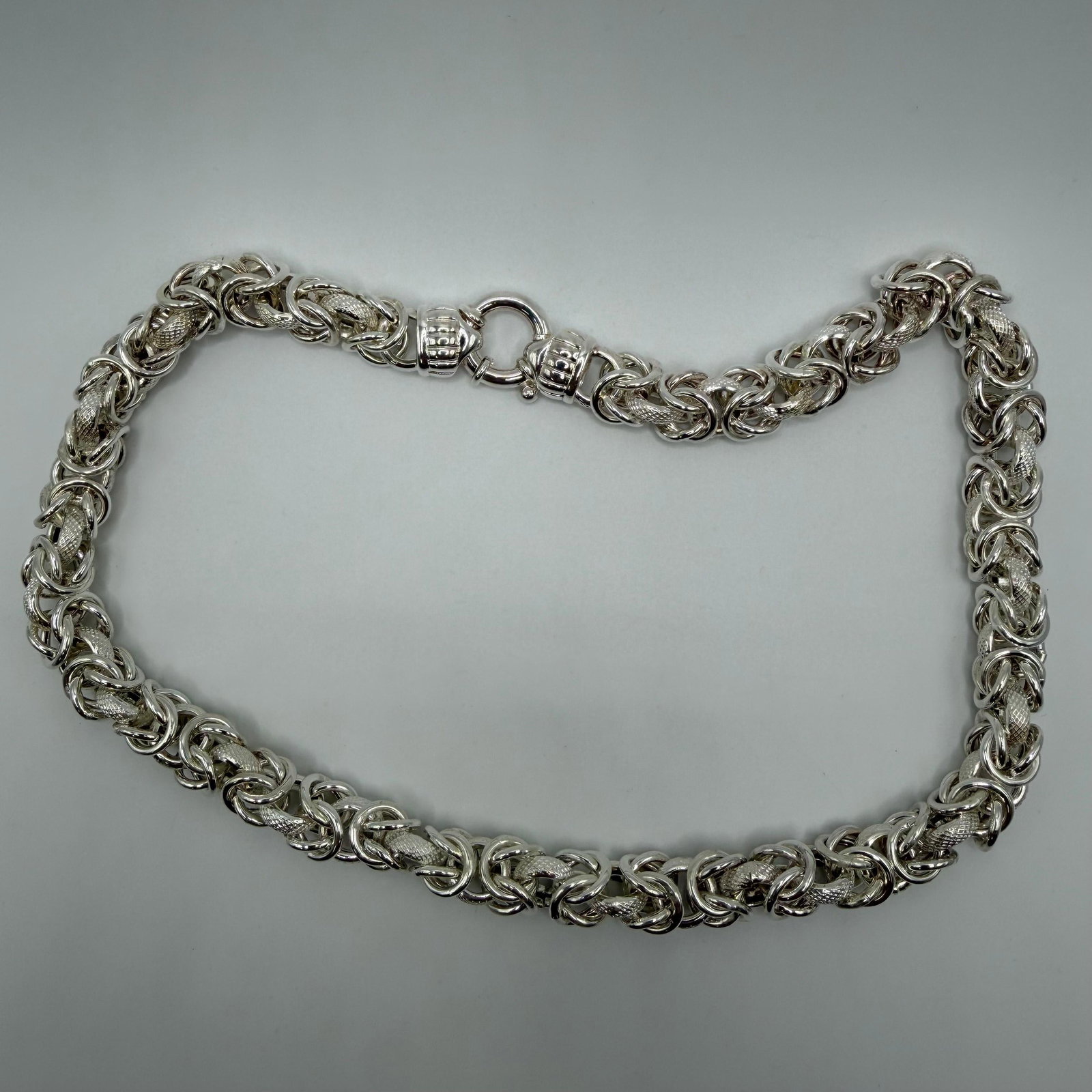 Milor Sterling Silver Byzantine Textured Style Chain Necklace with Box: This item is in pre-owned, previously used/displayed condition with noticeable light wear and surface scratches. Please reference all photos for full details. This piece of jewelry has been carefully