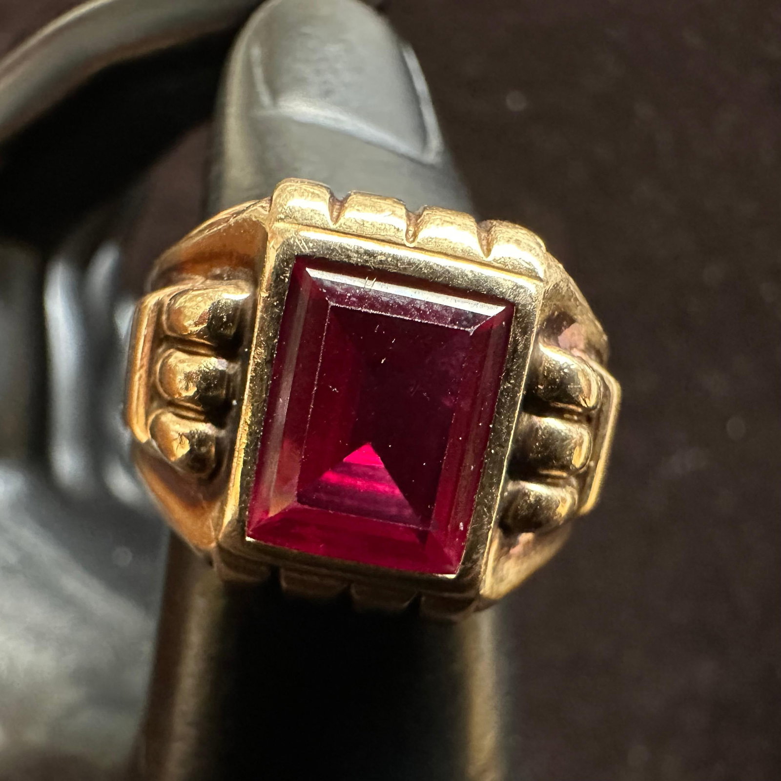 Unmarked 10k Gold Lab Grown Ruby Ring Size 8: This item is in good pre-owned, previously used/displayed condition with noticeable light wear and surface scratches. Please reference all photos for full details. This piece of jewelry has been teste
