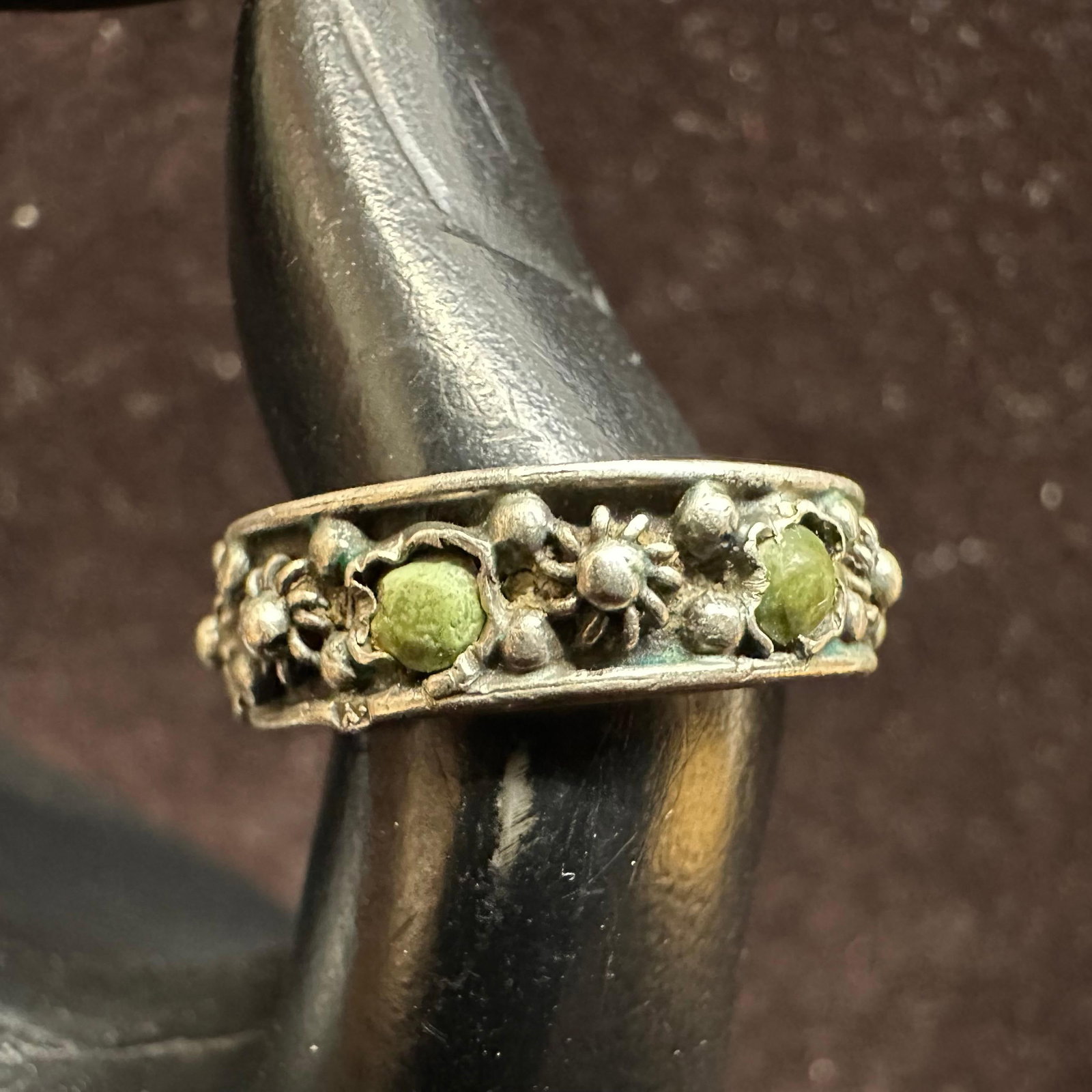 Artisan Southwestern Style Silver Ring Green Turquoise: This item is in good pre-owned, previously used/displayed condition with noticeable light wear and surface scratches. Please reference all photos for full details. This piece of jewelry has been teste